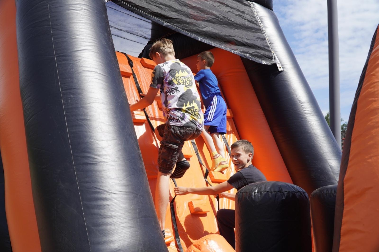 Zdjęcie w galerii na portalu naszraciborz.pl: Miasteczko sportowe na Dni Raciborza [FOTO i WIDEO] wiadomości z regionu