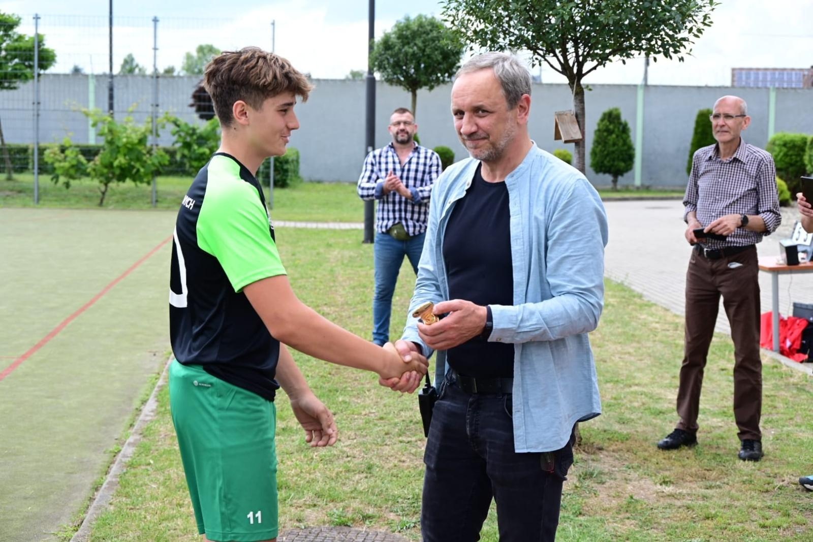 Zdjęcie w galerii na portalu naszraciborz.pl: Wiosenny Turniej Piłki Nożnej Szkół Ponadpodstawowych wiadomości z regionu