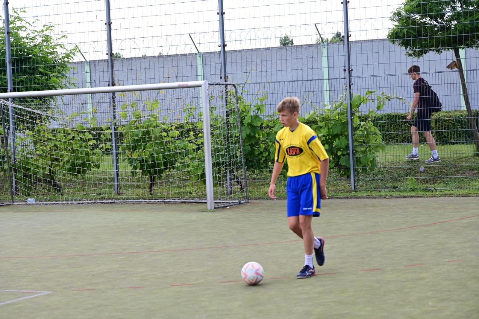 Zdjęcie w galerii na portalu naszraciborz.pl: Wiosenny Turniej Piłki Nożnej Szkół Ponadpodstawowych wiadomości z regionu