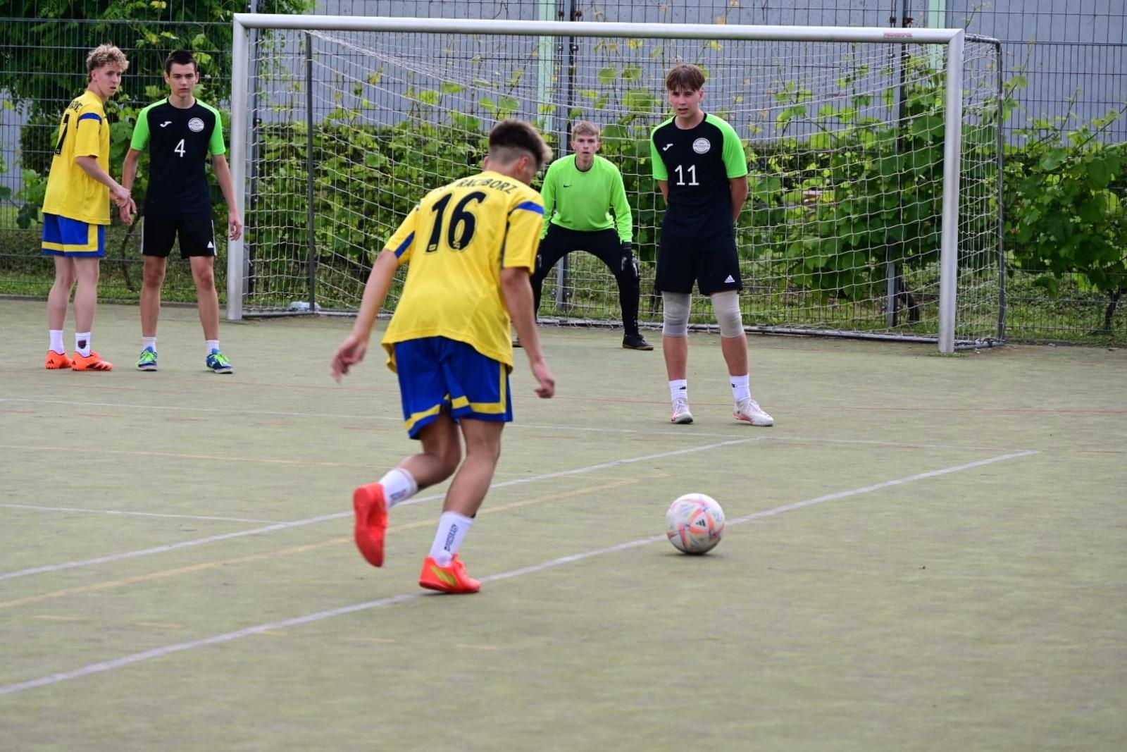 Zdjęcie w galerii na portalu naszraciborz.pl: Wiosenny Turniej Piłki Nożnej Szkół Ponadpodstawowych wiadomości z regionu