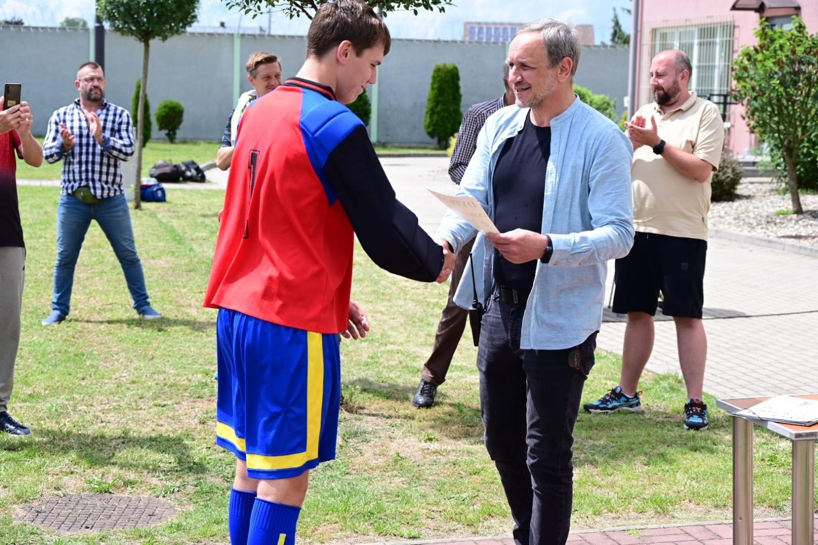 Zdjęcie w galerii na portalu naszraciborz.pl: Wiosenny Turniej Piłki Nożnej Szkół Ponadpodstawowych wiadomości z regionu