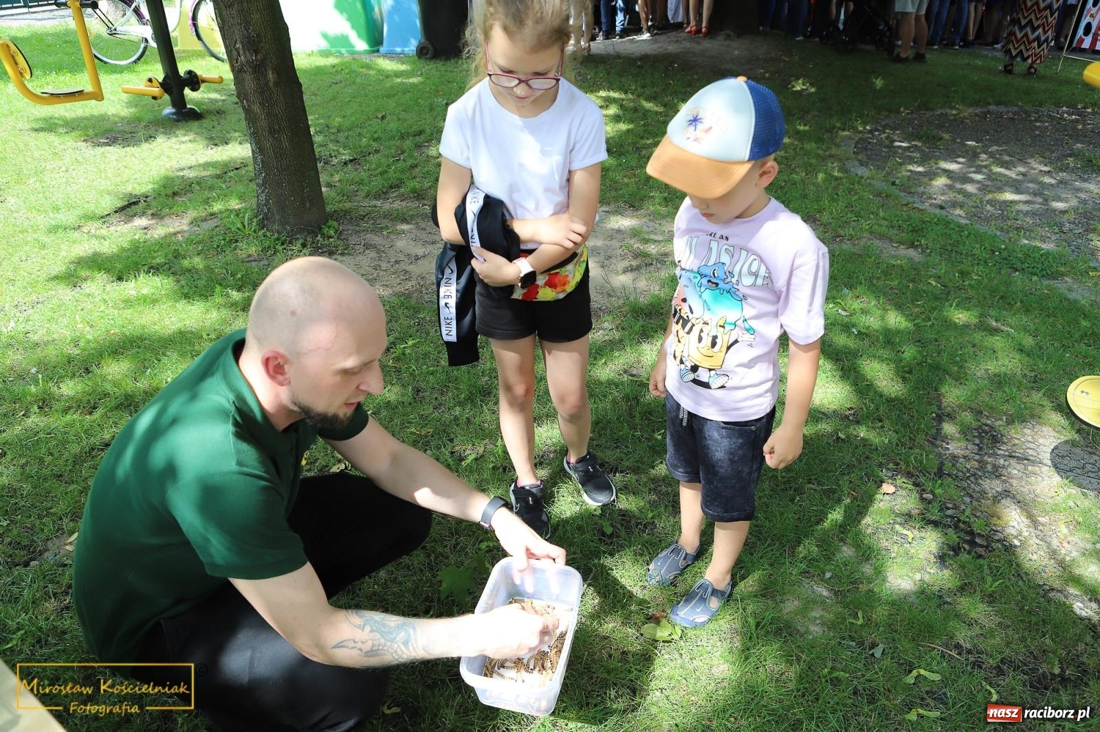 Zdjęcie w galerii na portalu naszraciborz.pl: Uśmiech i radość w Przedszkolu nr 3. Festyn przy Kozielskiej [FOTO i WIDEO] wiadomości z regionu