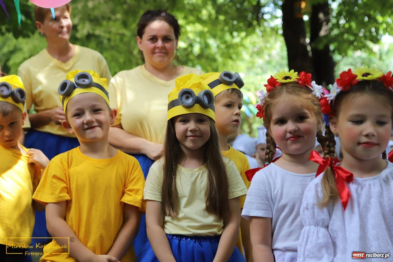 Zdjęcie w galerii na portalu naszraciborz.pl: Uśmiech i radość w Przedszkolu nr 3. Festyn przy Kozielskiej [FOTO i WIDEO] wiadomości z regionu