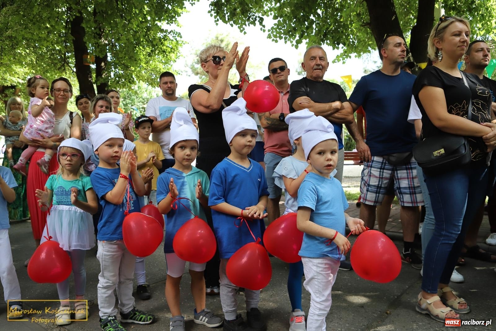 Zdjęcie w galerii na portalu naszraciborz.pl: Uśmiech i radość w Przedszkolu nr 3. Festyn przy Kozielskiej [FOTO i WIDEO] wiadomości z regionu