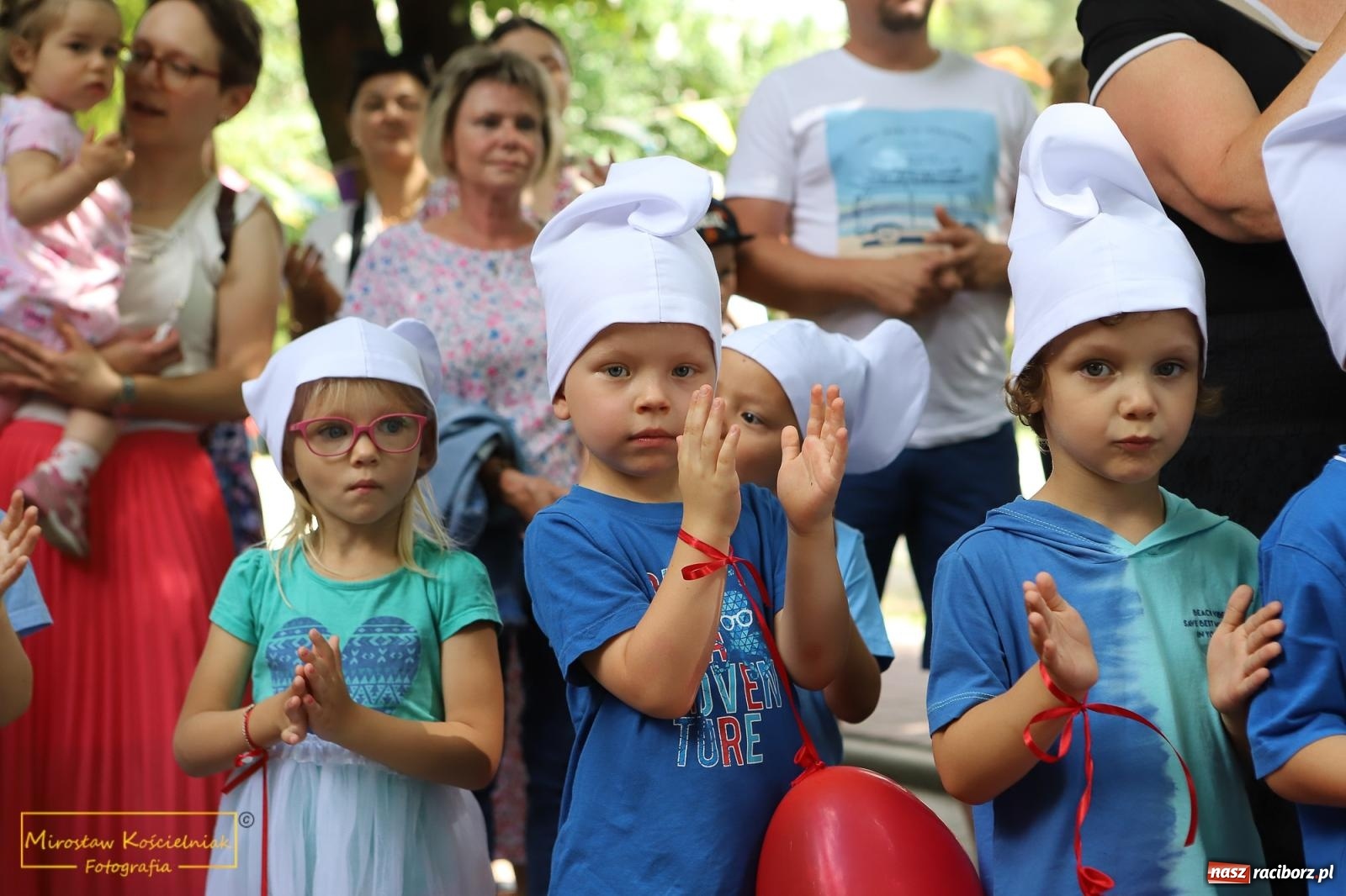Zdjęcie w galerii na portalu naszraciborz.pl: Uśmiech i radość w Przedszkolu nr 3. Festyn przy Kozielskiej [FOTO i WIDEO] wiadomości z regionu