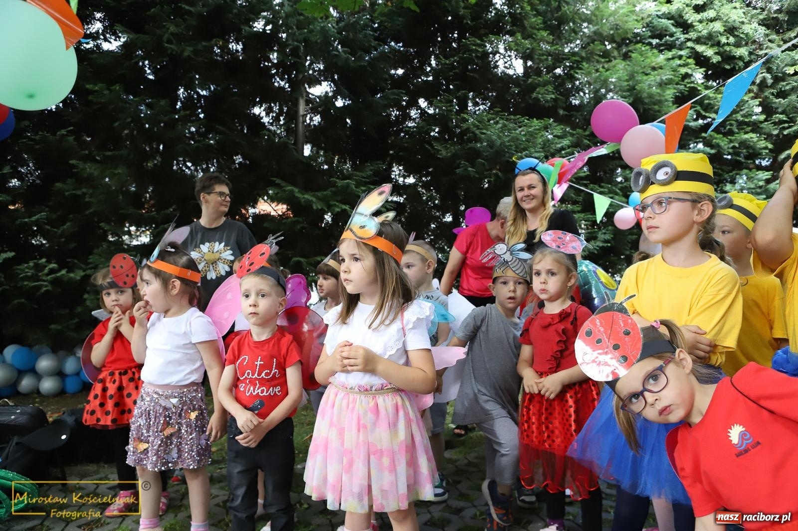 Zdjęcie w galerii na portalu naszraciborz.pl: Uśmiech i radość w Przedszkolu nr 3. Festyn przy Kozielskiej [FOTO i WIDEO] wiadomości z regionu