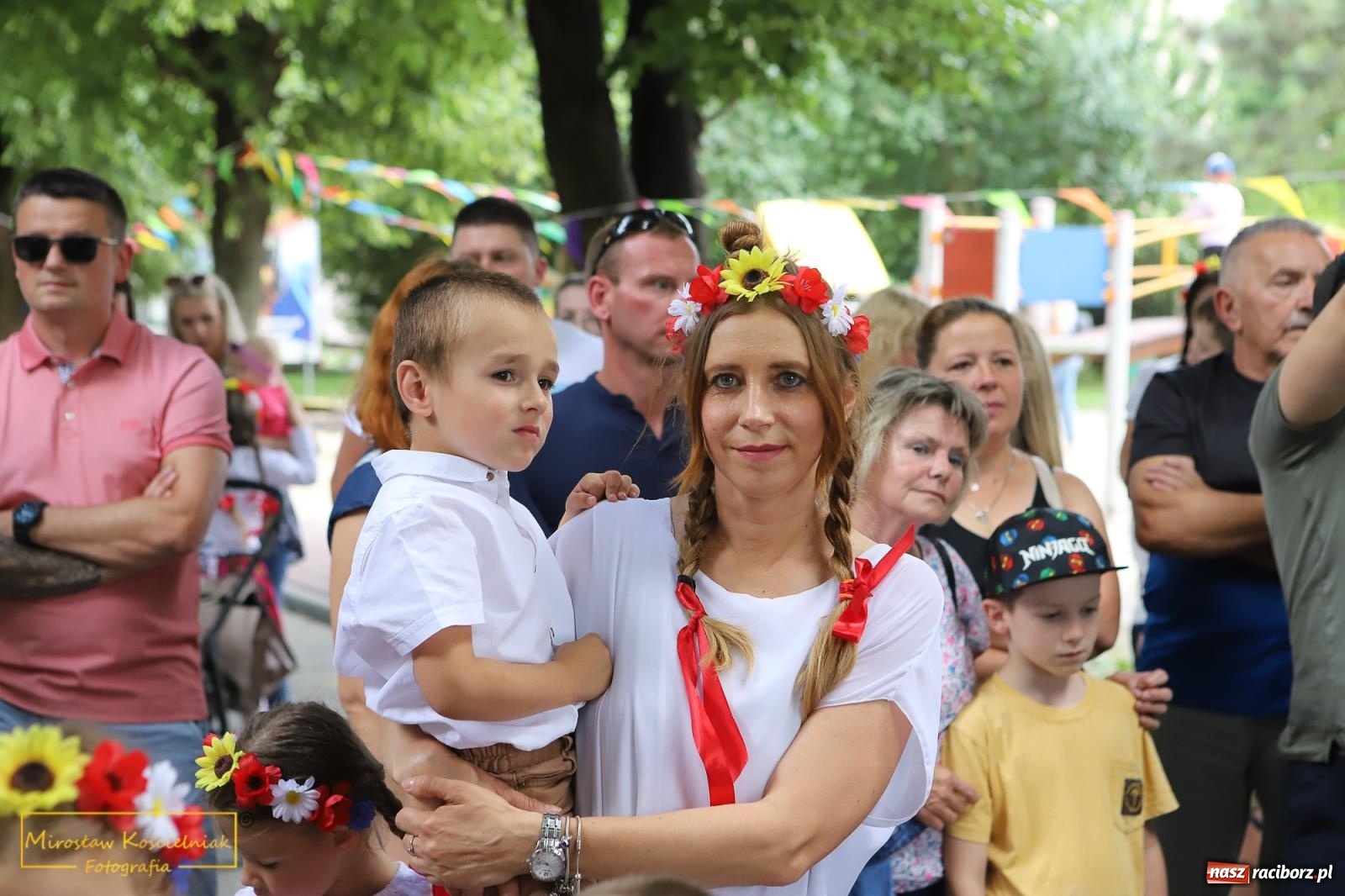Zdjęcie w galerii na portalu naszraciborz.pl: Uśmiech i radość w Przedszkolu nr 3. Festyn przy Kozielskiej [FOTO i WIDEO] wiadomości z regionu