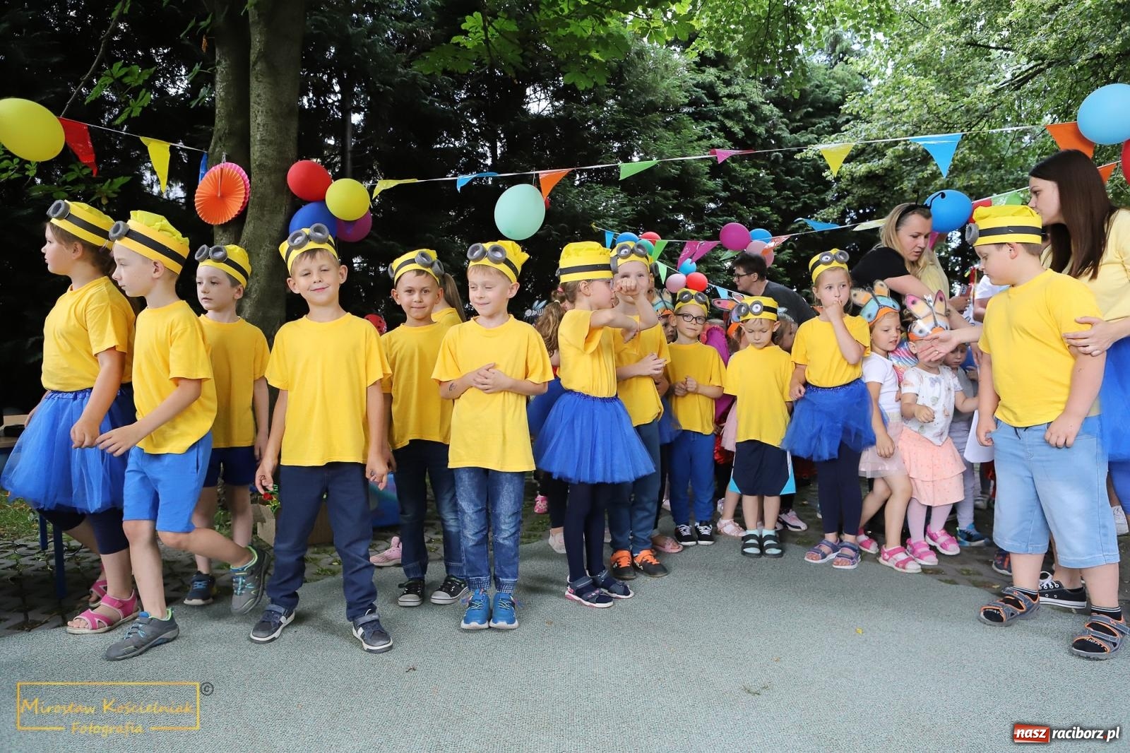 Zdjęcie w galerii na portalu naszraciborz.pl: Uśmiech i radość w Przedszkolu nr 3. Festyn przy Kozielskiej [FOTO i WIDEO] wiadomości z regionu
