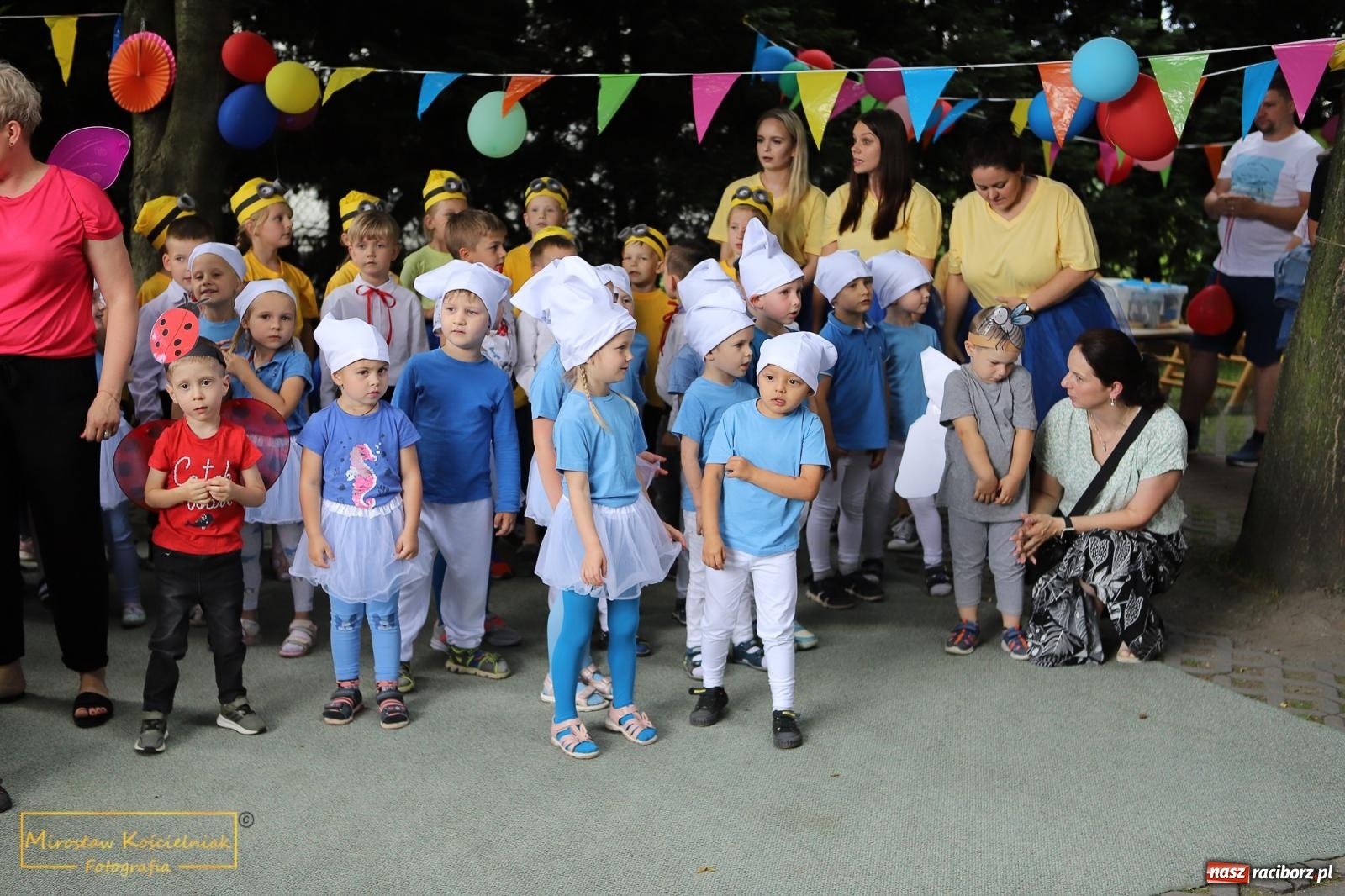 Zdjęcie w galerii na portalu naszraciborz.pl: Uśmiech i radość w Przedszkolu nr 3. Festyn przy Kozielskiej [FOTO i WIDEO] wiadomości z regionu
