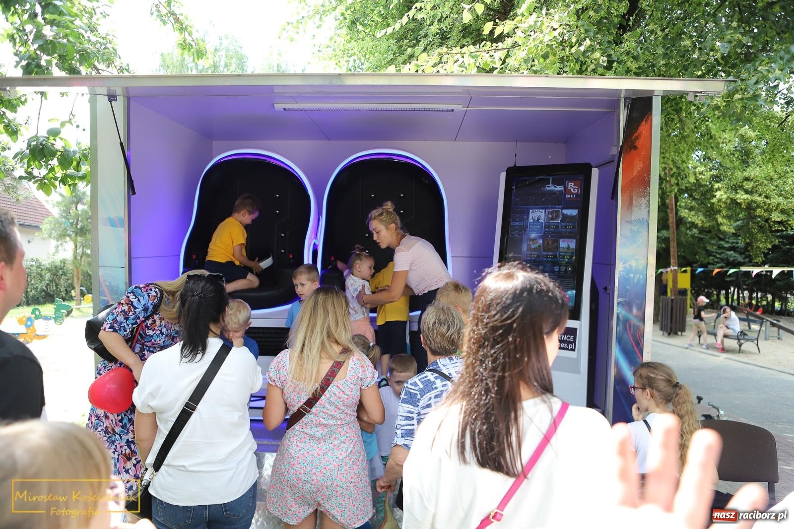 Zdjęcie w galerii na portalu naszraciborz.pl: Uśmiech i radość w Przedszkolu nr 3. Festyn przy Kozielskiej [FOTO i WIDEO] wiadomości z regionu