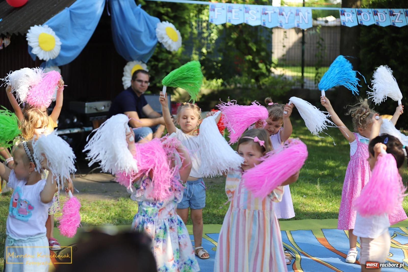 Zdjęcie w galerii na portalu naszraciborz.pl: Rodzinny festyn w przedszkolu przy Bema [FOTO i WIDEO] wiadomości z regionu
