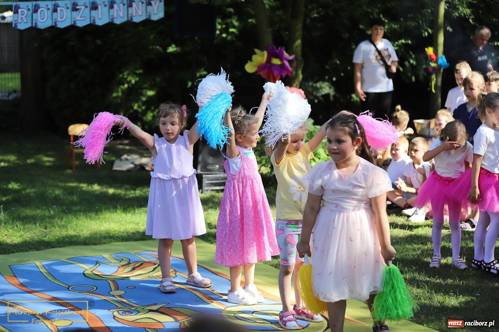 Zdjęcie w galerii na portalu naszraciborz.pl: Rodzinny festyn w przedszkolu przy Bema [FOTO i WIDEO] wiadomości z regionu