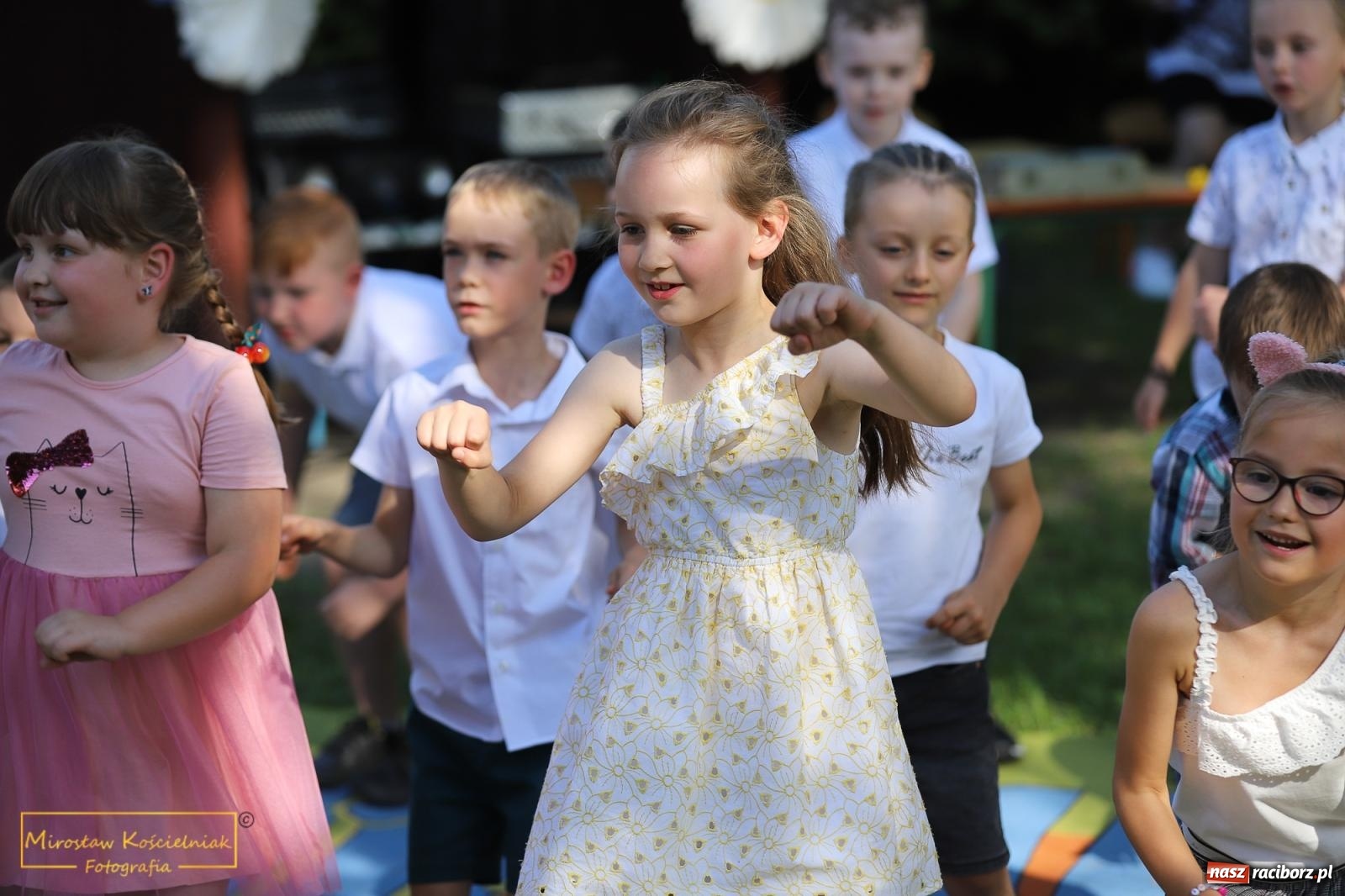 Zdjęcie w galerii na portalu naszraciborz.pl: Rodzinny festyn w przedszkolu przy Bema [FOTO i WIDEO] wiadomości z regionu