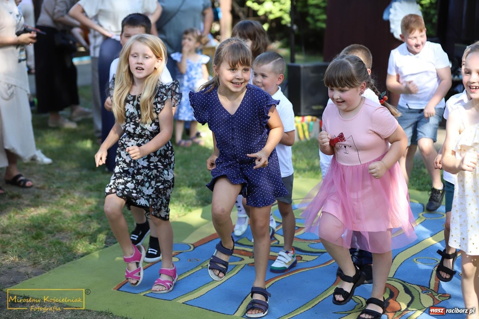 Zdjęcie w galerii na portalu naszraciborz.pl: Rodzinny festyn w przedszkolu przy Bema [FOTO i WIDEO] wiadomości z regionu