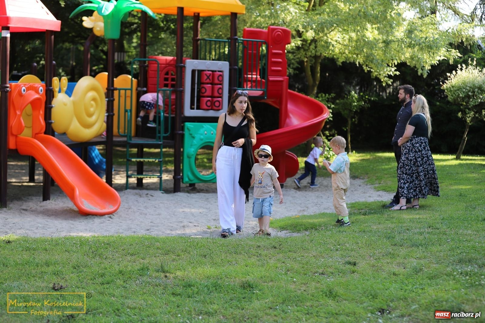Zdjęcie w galerii na portalu naszraciborz.pl: Rodzinny festyn w przedszkolu przy Bema [FOTO i WIDEO] wiadomości z regionu
