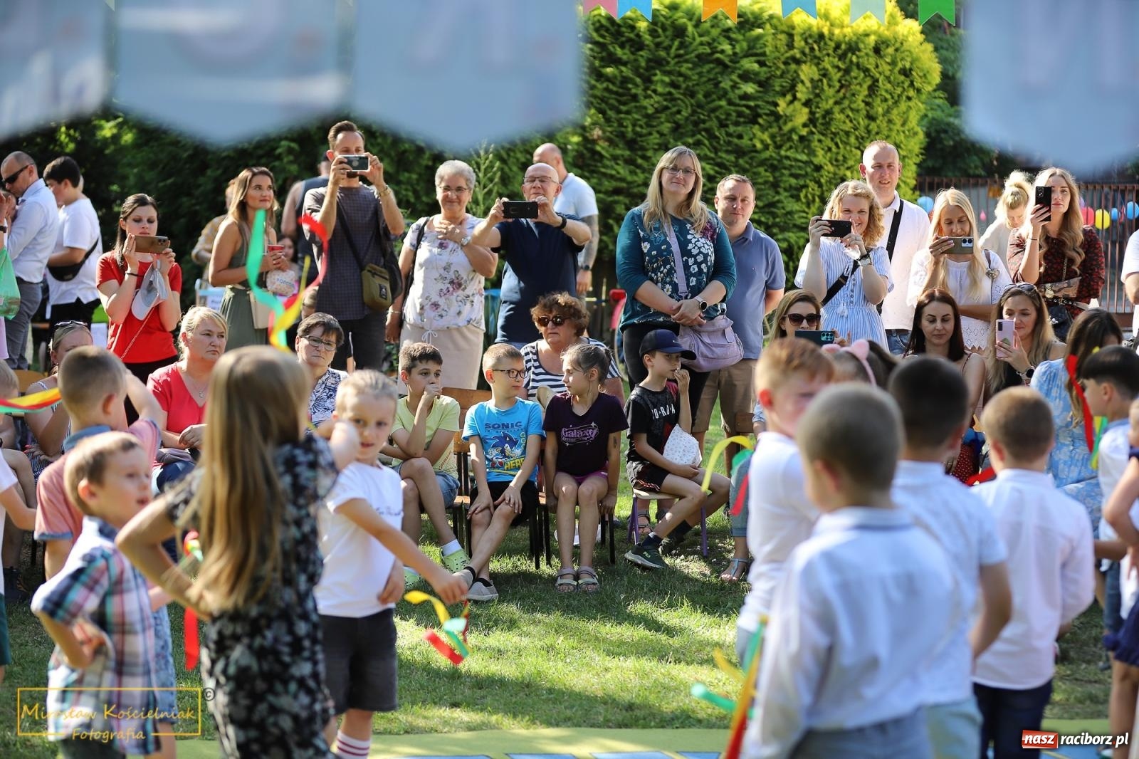 Zdjęcie w galerii na portalu naszraciborz.pl: Rodzinny festyn w przedszkolu przy Bema [FOTO i WIDEO] wiadomości z regionu
