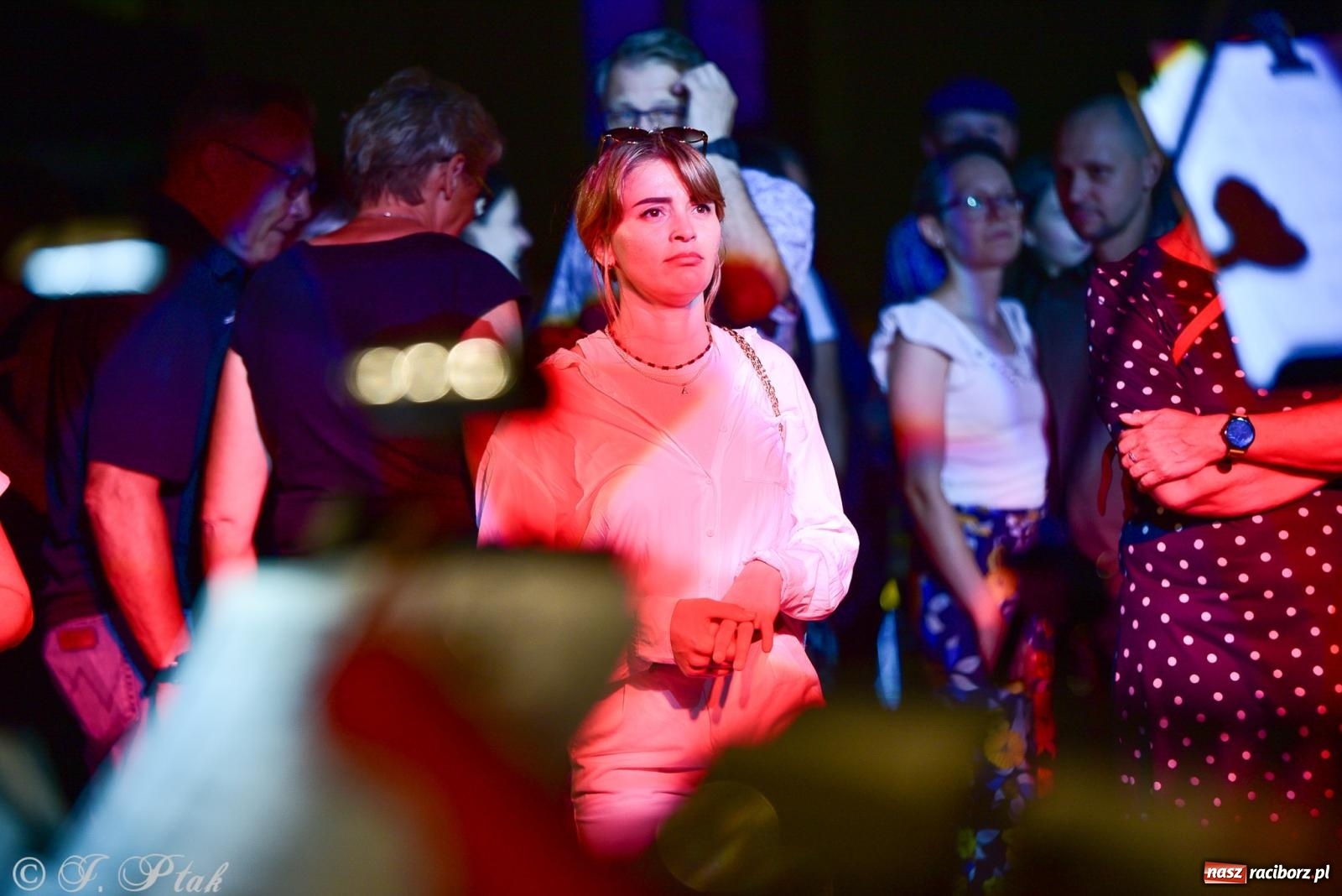 Zdjęcie w galerii na portalu naszraciborz.pl: Raciborska potańcówka przy Tęczowej z Lotharsami [FOTO i WIDEO] wiadomości z regionu