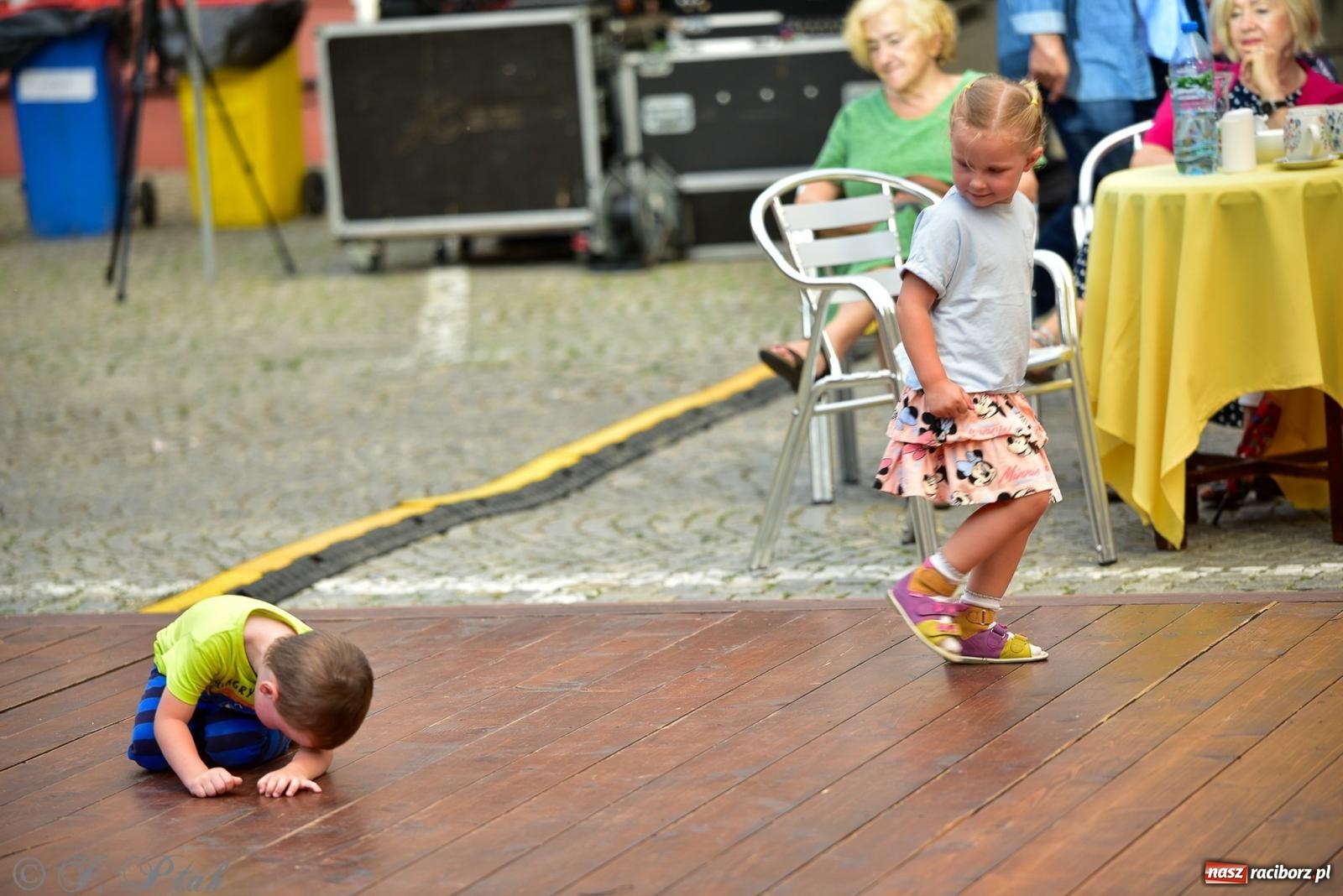 Zdjęcie w galerii na portalu naszraciborz.pl: Diexieland Street Band i W Sam Raz na bis. Muzycznie i kolorowo na ulicach Raciborza wiadomości z regionu