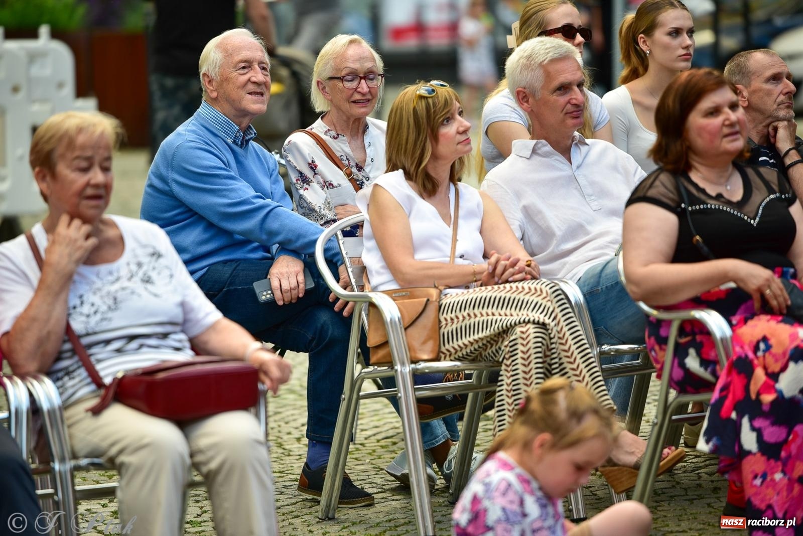 Zdjęcie w galerii na portalu naszraciborz.pl: Diexieland Street Band i W Sam Raz na bis. Muzycznie i kolorowo na ulicach Raciborza wiadomości z regionu
