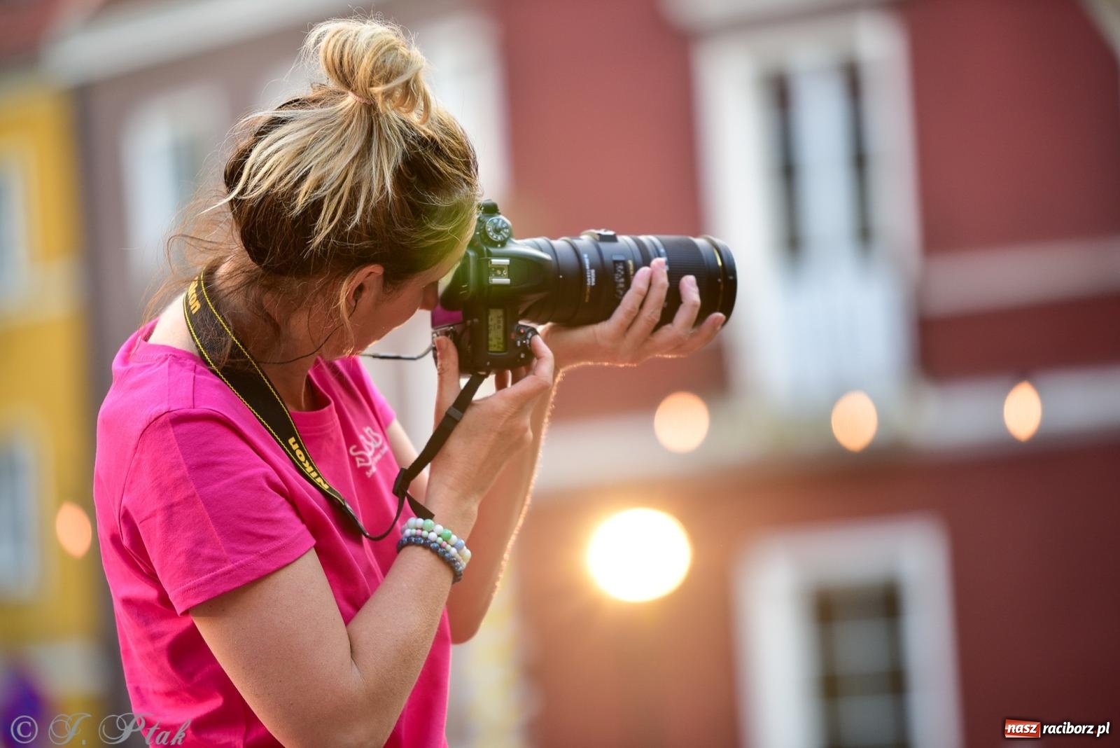 Zdjęcie w galerii na portalu naszraciborz.pl: Diexieland Street Band i W Sam Raz na bis. Muzycznie i kolorowo na ulicach Raciborza wiadomości z regionu