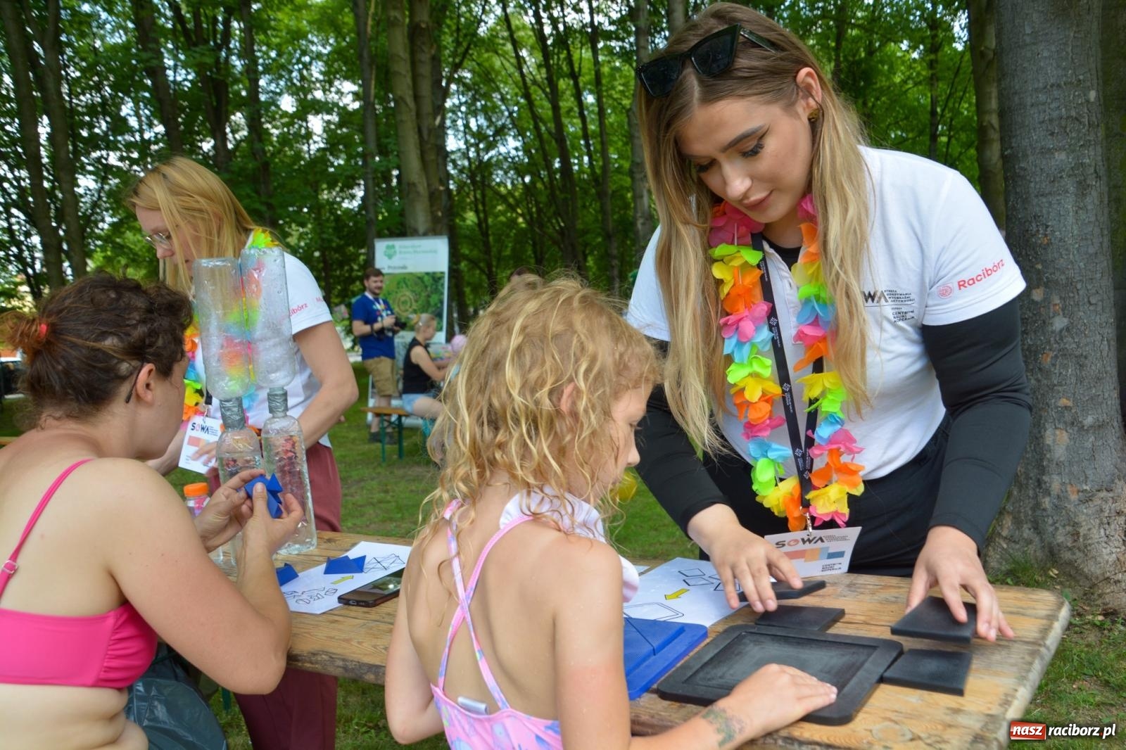 Zdjęcie w galerii na portalu naszraciborz.pl: Basen pod Oborą już czynny. Spora frekwencja na otwarciu wiadomości z regionu