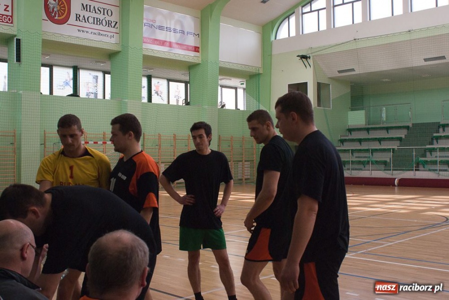 Zdjęcie w galerii na portalu naszraciborz.pl: Strażacy z Pucharem Prezydenta wiadomości z regionu