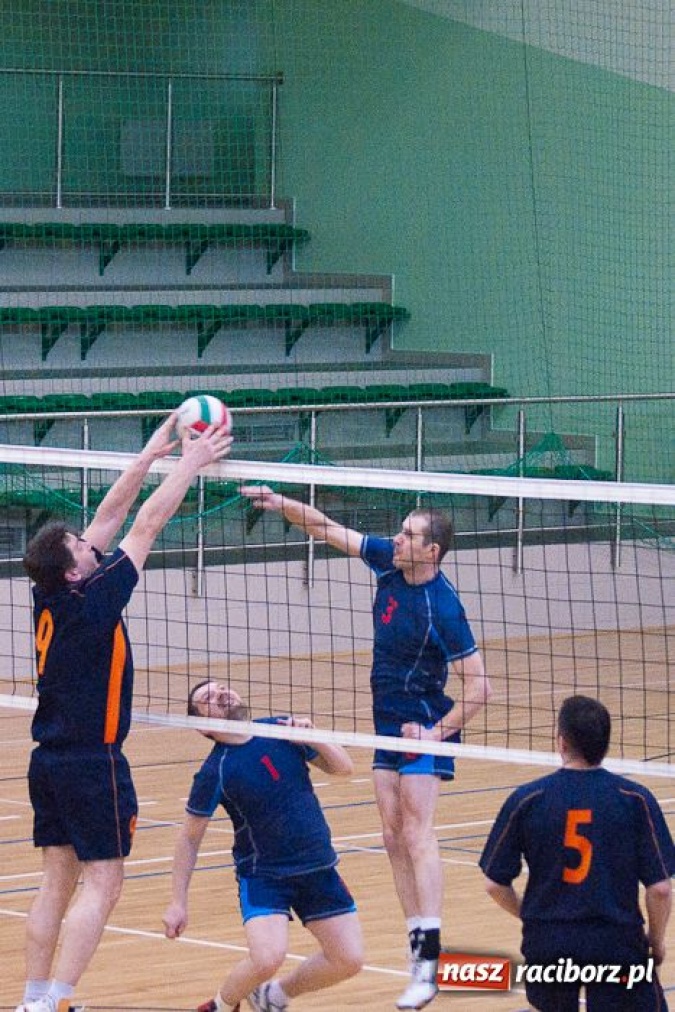 Zdjęcie w galerii na portalu naszraciborz.pl: Strażacy z Pucharem Prezydenta wiadomości z regionu