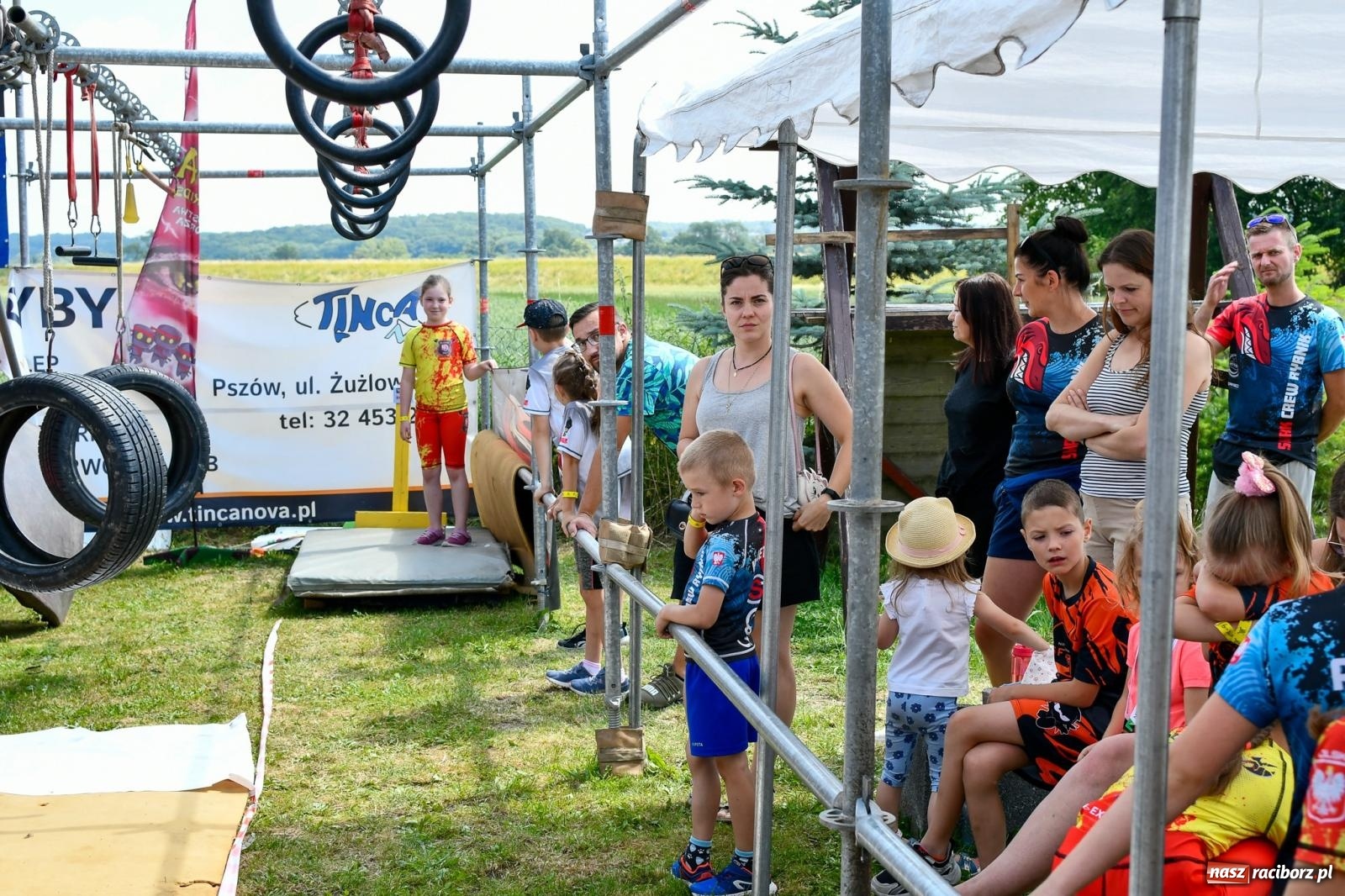 Zdjęcie w galerii na portalu naszraciborz.pl: Ninja Monkey. Z tym torem musieli sobie poradzić startujący w zawodach w Raciborzu wiadomości z regionu