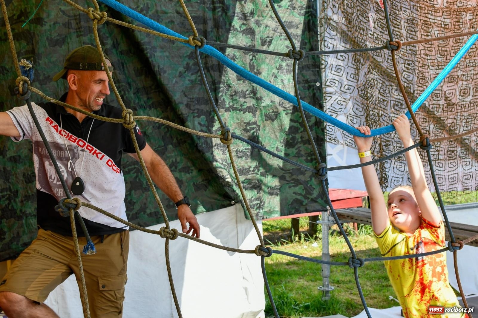 Zdjęcie w galerii na portalu naszraciborz.pl: Ninja Monkey. Z tym torem musieli sobie poradzić startujący w zawodach w Raciborzu wiadomości z regionu