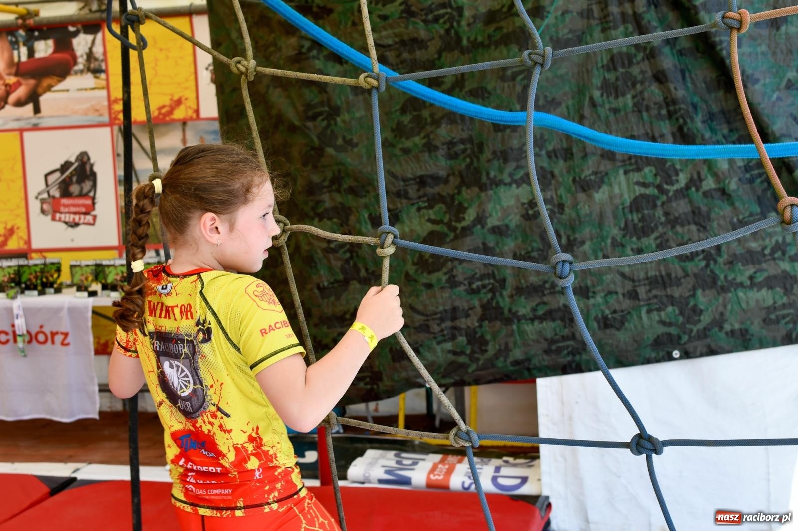 Zdjęcie w galerii na portalu naszraciborz.pl: Ninja Monkey. Z tym torem musieli sobie poradzić startujący w zawodach w Raciborzu wiadomości z regionu