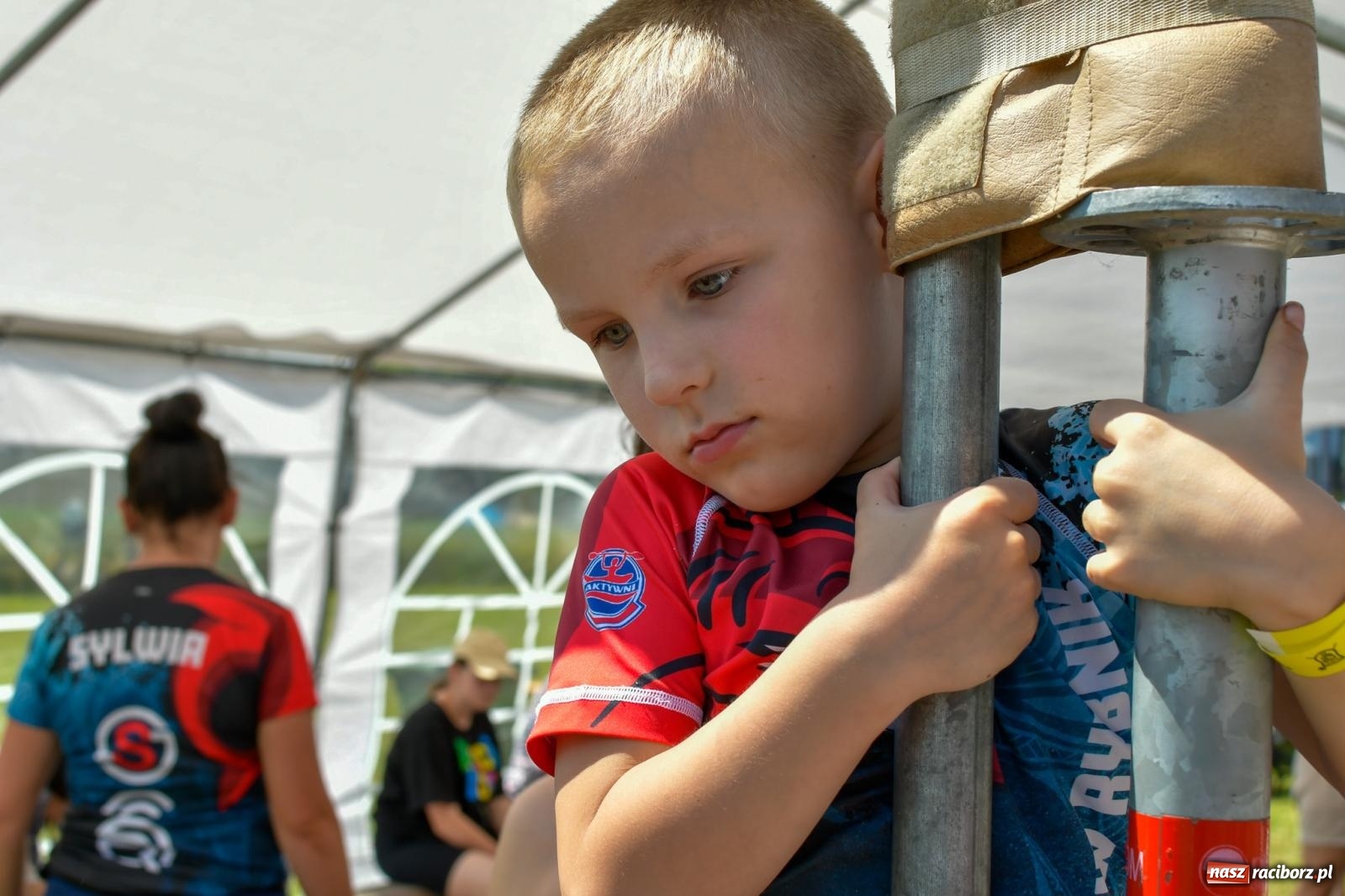 Zdjęcie w galerii na portalu naszraciborz.pl: Ninja Monkey. Z tym torem musieli sobie poradzić startujący w zawodach w Raciborzu wiadomości z regionu