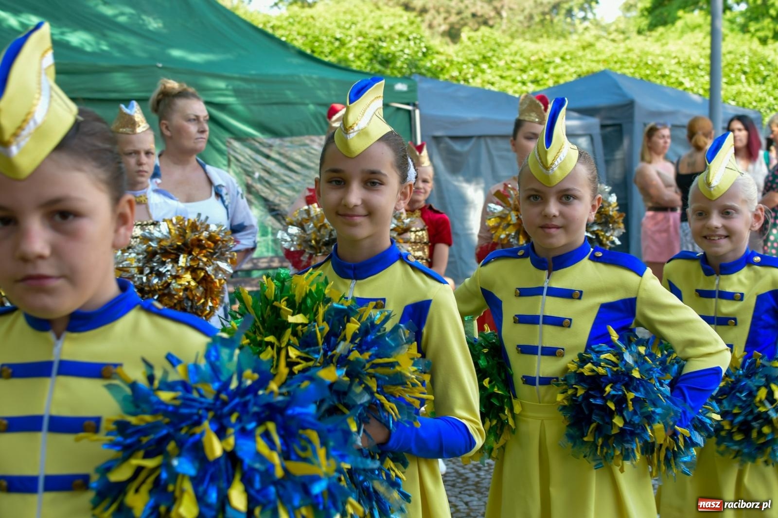 Zdjęcie w galerii na portalu naszraciborz.pl: IV raciborski Mażoretkowy Zawrót Głowy [FOTO i WIDEO] wiadomości z regionu
