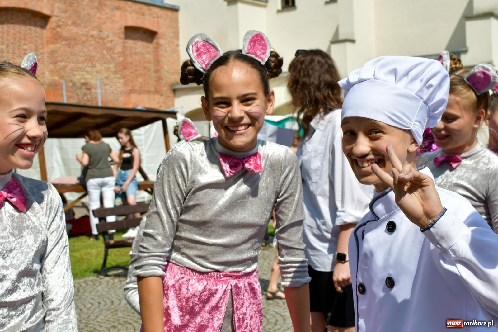 Zdjęcie w galerii na portalu naszraciborz.pl: IV raciborski Mażoretkowy Zawrót Głowy [FOTO i WIDEO] wiadomości z regionu