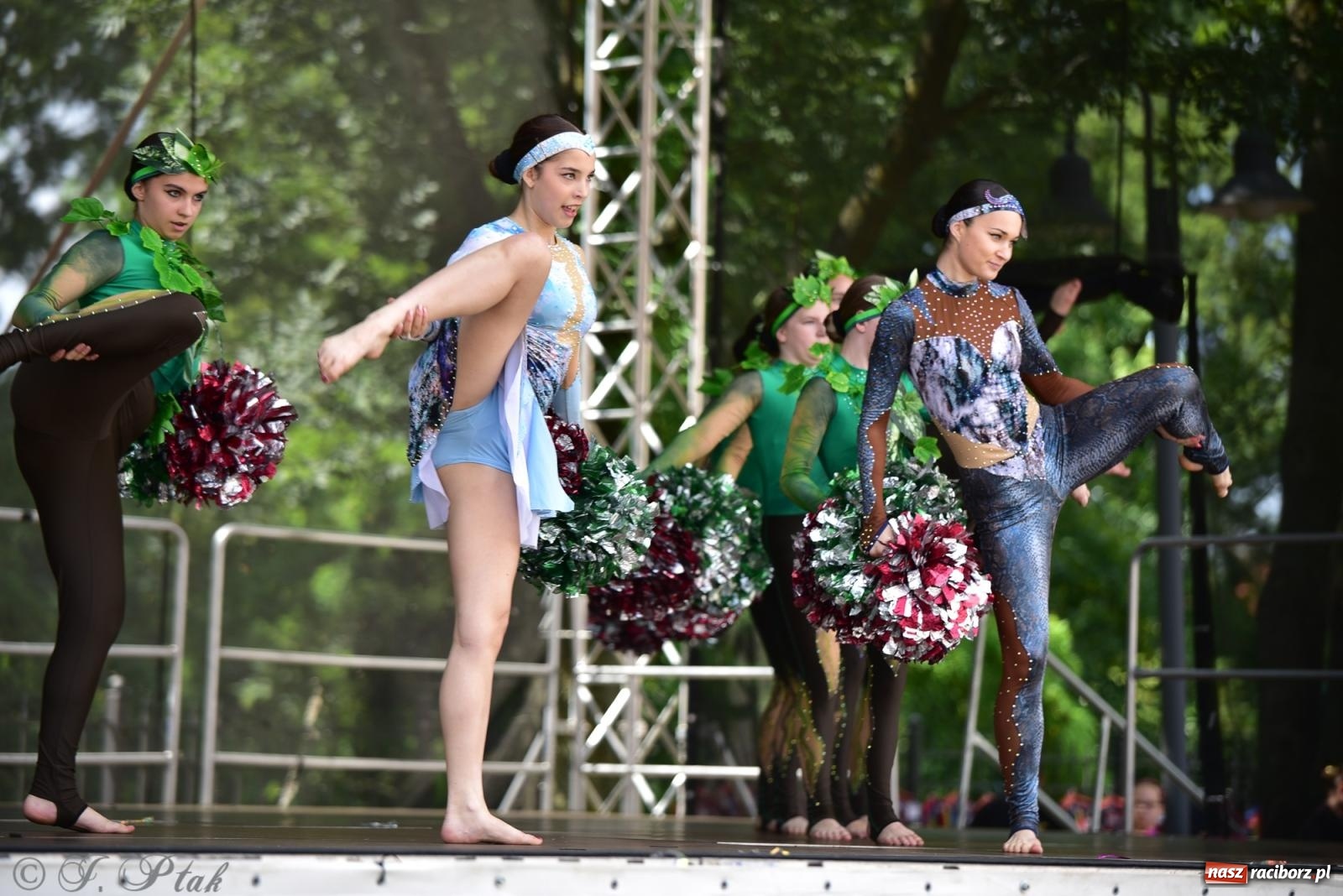 Zdjęcie w galerii na portalu naszraciborz.pl: IV raciborski Mażoretkowy Zawrót Głowy [FOTO i WIDEO] wiadomości z regionu