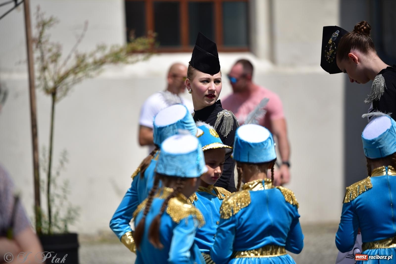 Zdjęcie w galerii na portalu naszraciborz.pl: IV raciborski Mażoretkowy Zawrót Głowy [FOTO i WIDEO] wiadomości z regionu