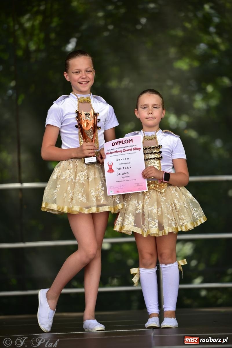 Zdjęcie w galerii na portalu naszraciborz.pl: IV raciborski Mażoretkowy Zawrót Głowy [FOTO i WIDEO] wiadomości z regionu