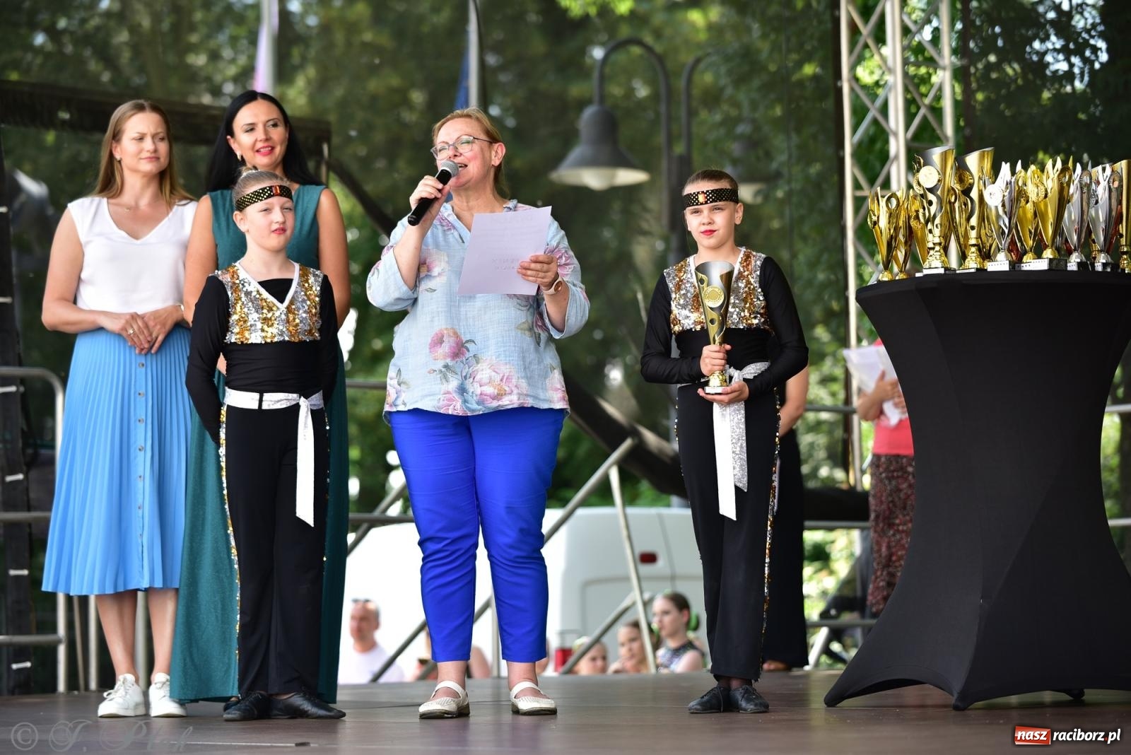 Zdjęcie w galerii na portalu naszraciborz.pl: IV raciborski Mażoretkowy Zawrót Głowy [FOTO i WIDEO] wiadomości z regionu