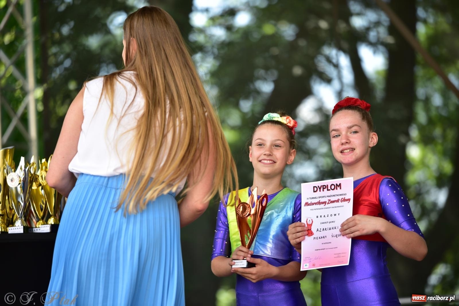 Zdjęcie w galerii na portalu naszraciborz.pl: IV raciborski Mażoretkowy Zawrót Głowy [FOTO i WIDEO] wiadomości z regionu