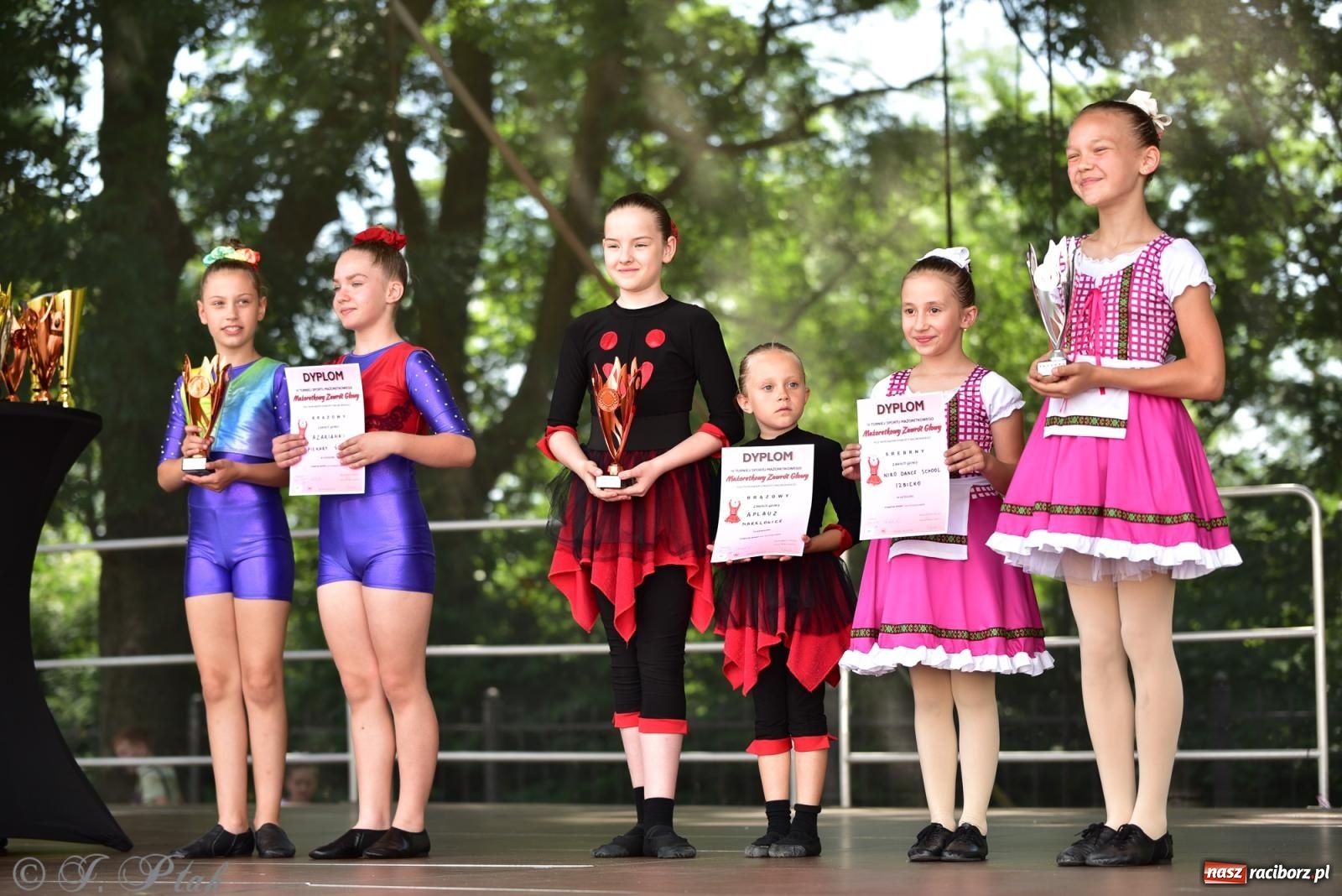 Zdjęcie w galerii na portalu naszraciborz.pl: IV raciborski Mażoretkowy Zawrót Głowy [FOTO i WIDEO] wiadomości z regionu