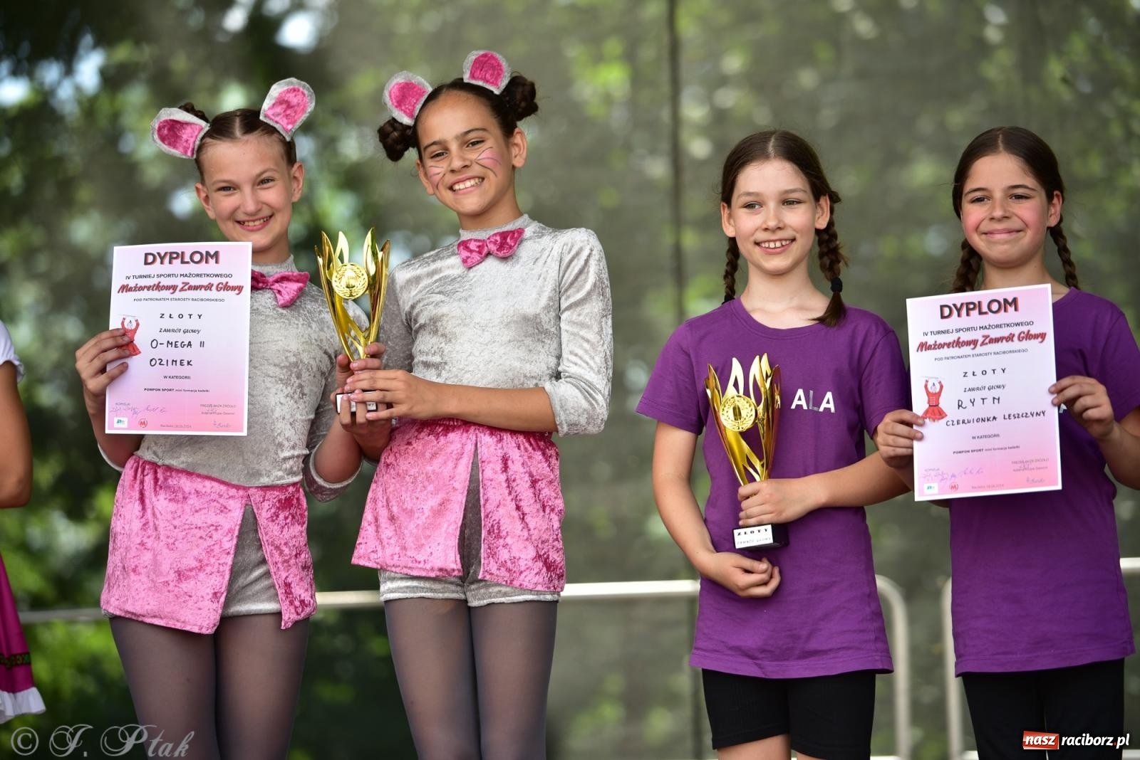 Zdjęcie w galerii na portalu naszraciborz.pl: IV raciborski Mażoretkowy Zawrót Głowy [FOTO i WIDEO] wiadomości z regionu