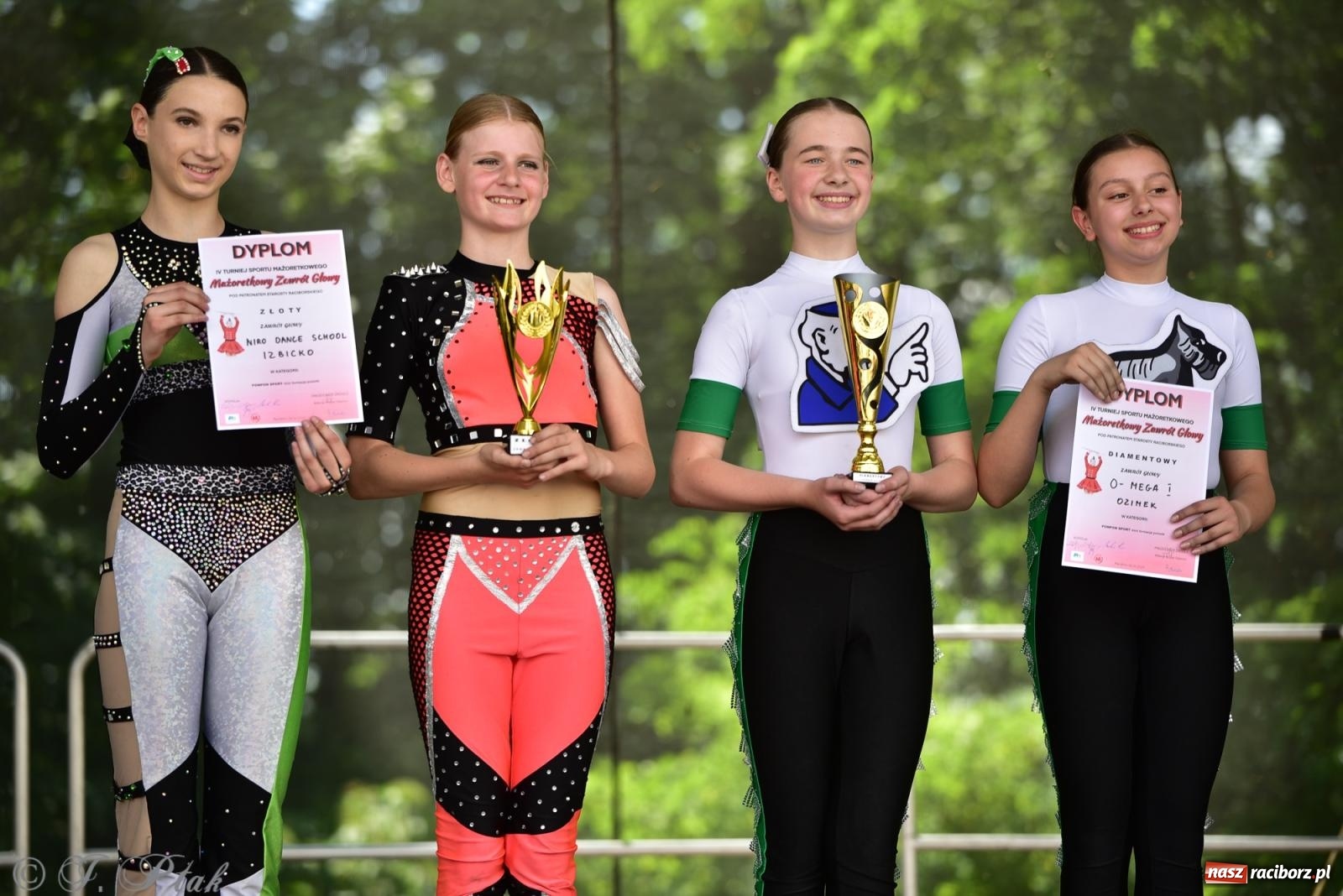 Zdjęcie w galerii na portalu naszraciborz.pl: IV raciborski Mażoretkowy Zawrót Głowy [FOTO i WIDEO] wiadomości z regionu