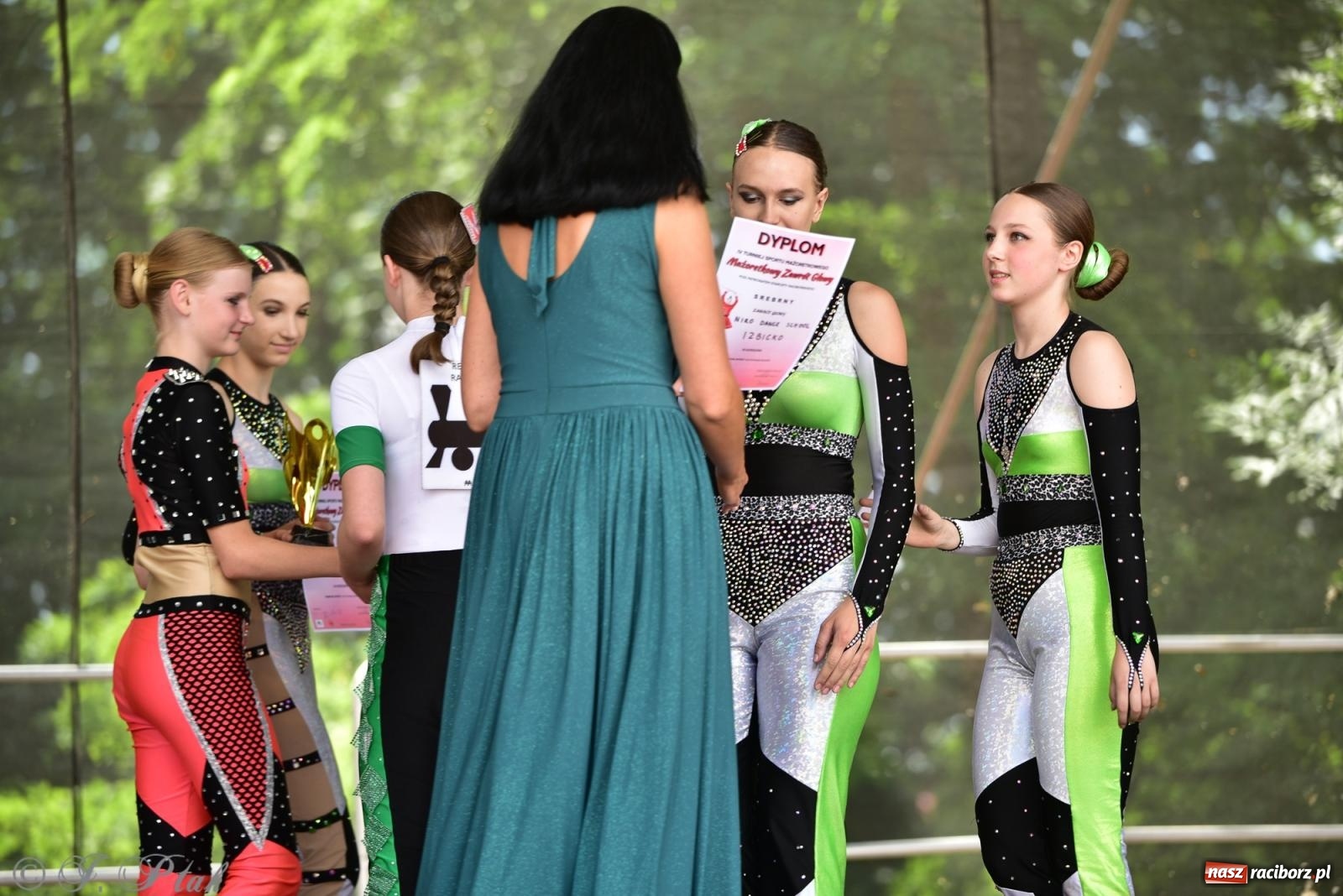 Zdjęcie w galerii na portalu naszraciborz.pl: IV raciborski Mażoretkowy Zawrót Głowy [FOTO i WIDEO] wiadomości z regionu