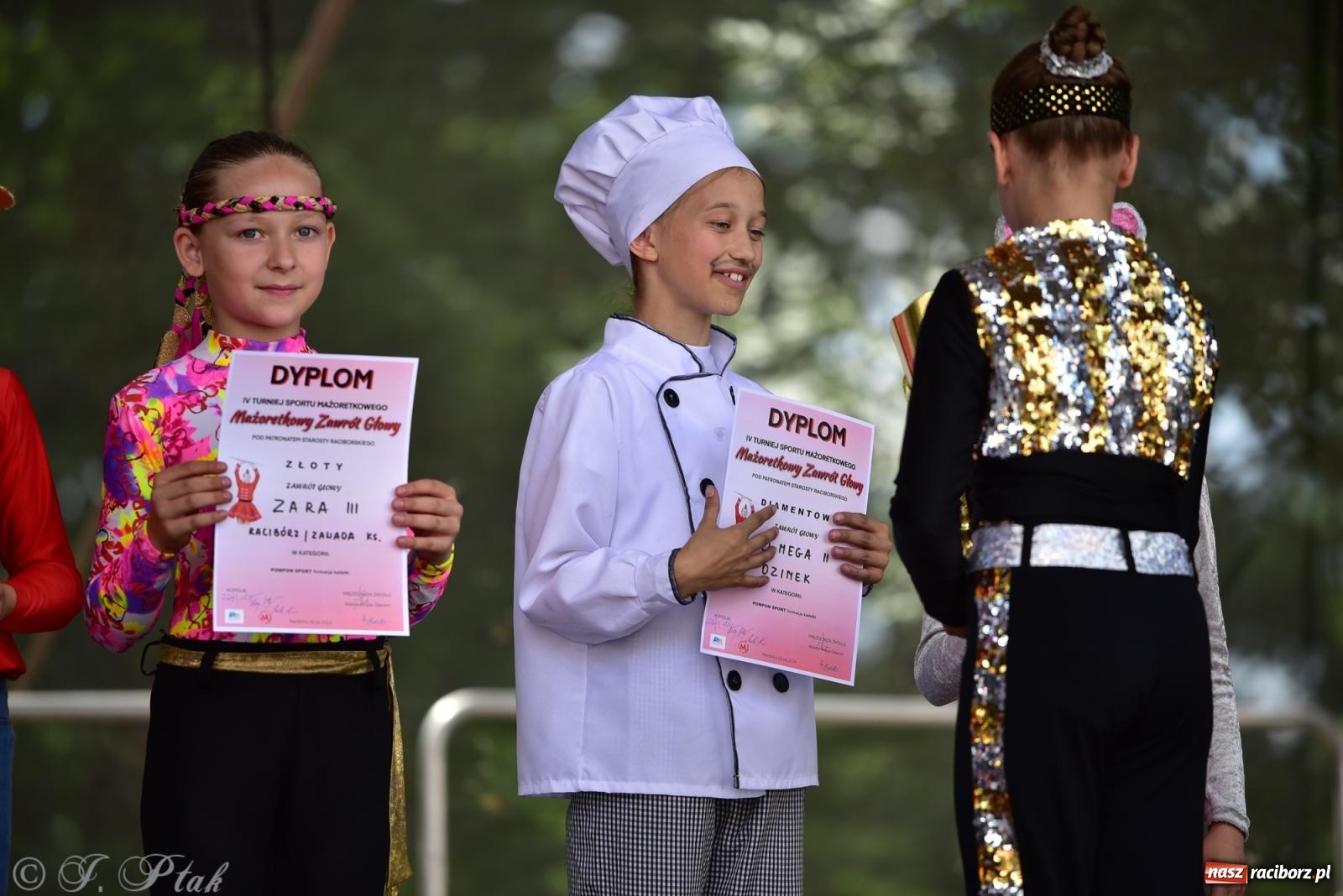 Zdjęcie w galerii na portalu naszraciborz.pl: IV raciborski Mażoretkowy Zawrót Głowy [FOTO i WIDEO] wiadomości z regionu