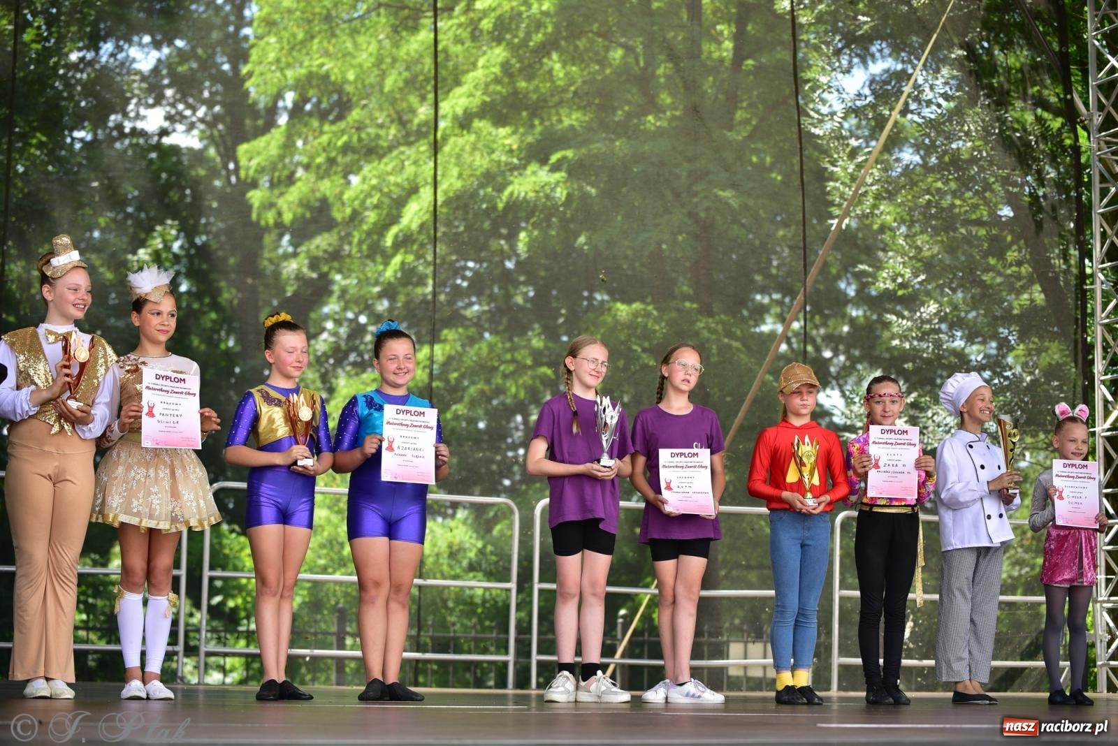 Zdjęcie w galerii na portalu naszraciborz.pl: IV raciborski Mażoretkowy Zawrót Głowy [FOTO i WIDEO] wiadomości z regionu