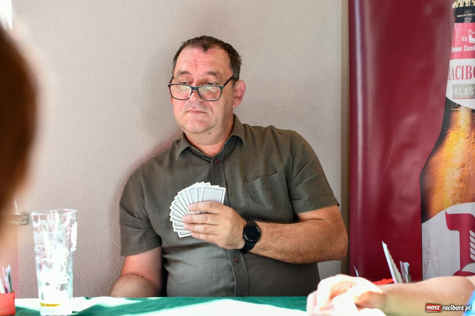 Zdjęcie w galerii na portalu naszraciborz.pl: Barbara Larysz i Michał Bąk z Pucharem Prezydenta wiadomości z regionu