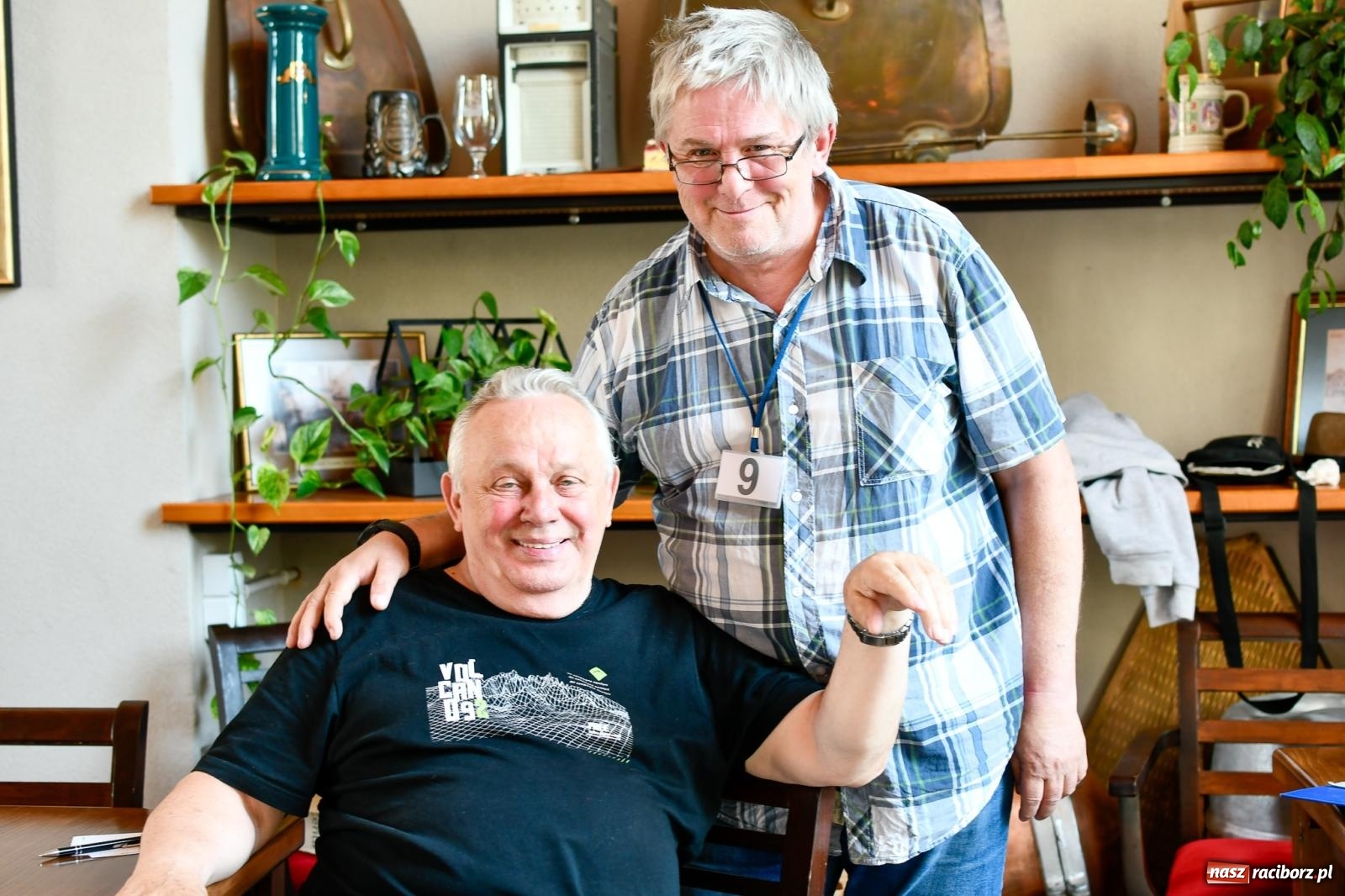 Zdjęcie w galerii na portalu naszraciborz.pl: Barbara Larysz i Michał Bąk z Pucharem Prezydenta wiadomości z regionu