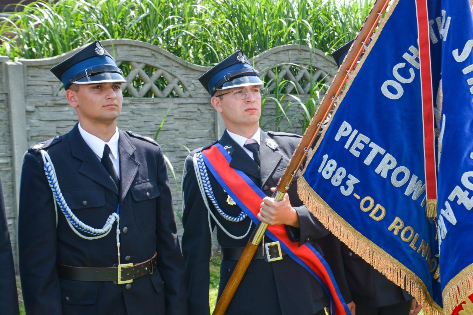 Zdjęcie w galerii na portalu naszraciborz.pl: OSP Żerdziny świętuje 100-lecie. Na urodziny otwarto nową remizę wiadomości z regionu