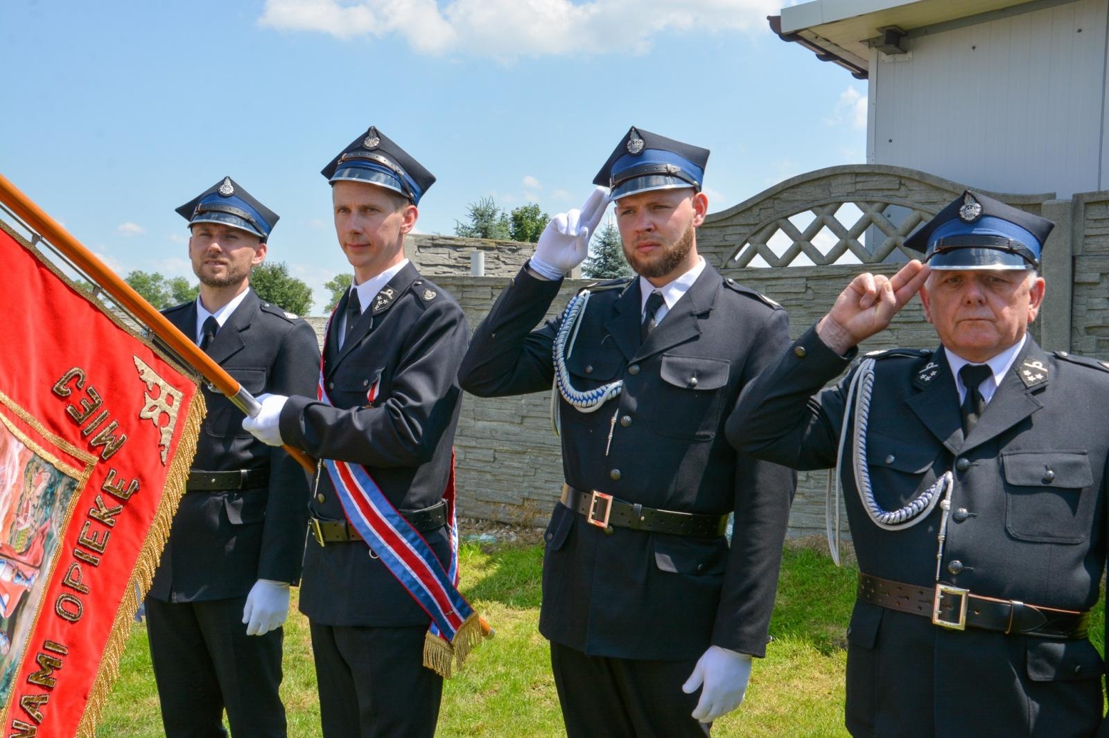 Zdjęcie w galerii na portalu naszraciborz.pl: OSP Żerdziny świętuje 100-lecie. Na urodziny otwarto nową remizę wiadomości z regionu