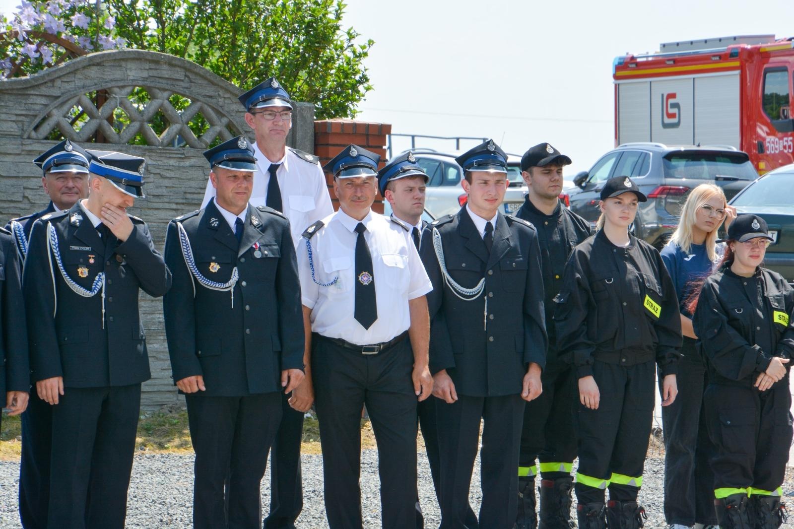 Zdjęcie w galerii na portalu naszraciborz.pl: OSP Żerdziny świętuje 100-lecie. Na urodziny otwarto nową remizę wiadomości z regionu