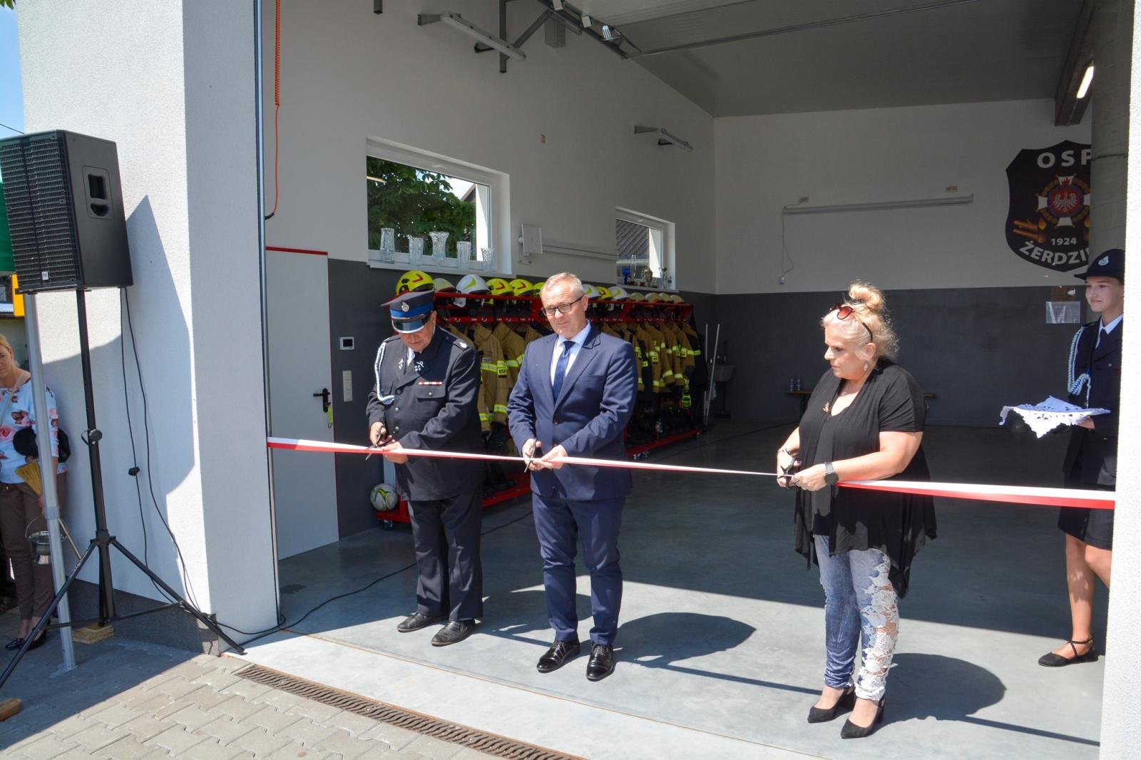 Zdjęcie w galerii na portalu naszraciborz.pl: OSP Żerdziny świętuje 100-lecie. Na urodziny otwarto nową remizę wiadomości z regionu